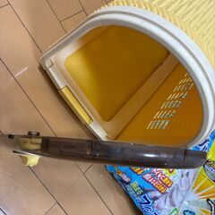 ★猫用　キャリーケース（クレート）　中古品　無料の画像