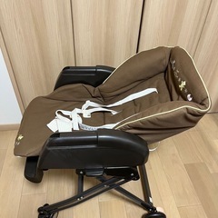 Aprica ハイローチェア　ユラリズム　くまさんと一緒（ブラウン）の画像
