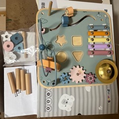 知育　　おもちゃ　アクティビティテーブルの画像