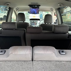 トヨタ  プリウスα  7人乗り 平成24年式  107,000 kmの画像