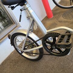 J1110【リユースのサカイ柏店】　折りたたみ自転車　FIELD CHAMP　シルバー　16インチ　★店頭にて試乗可★ 簡易クリーニング済　　 中古自転車 　流山市  松戸市 我孫子市 鎌ヶ谷市 船橋市 守谷市 取手市　　の画像