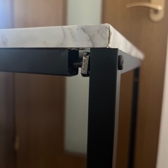 大理石風おしゃれデスクの画像