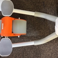 体を伸ばす機器の画像