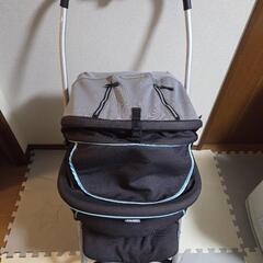 combi  ab型ベビーカーの画像