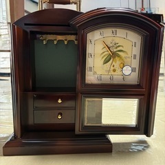 【新品】キーボックス付き置き時計の画像