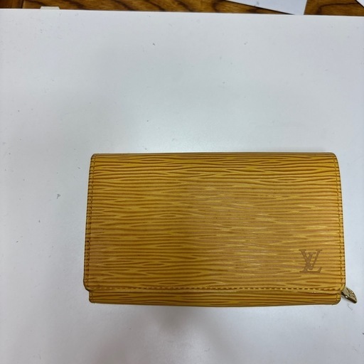 ルイヴィトン　財布