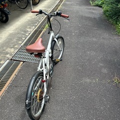 折りたたみ自転車
の画像