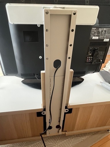 美品 廃盤モデル IKEA テレビ台120センチ　天面ガラス仕立て 美品 廃盤モデル IKEA テレビ台120センチ 天面ガラス仕立て