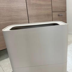 グレージュ [ブルーノ] 電動ちりとり フローリングクリーナー BOE09の画像