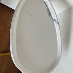 ベッドサイドテーブルの画像