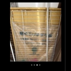 犬猫用ケージとヒーターの画像
