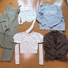 レディース服　まとめ売りの画像