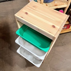 【武蔵小山店】B　無印良品 無印 MUJI トロファスト IKEA TROFAST イケア 収納ラック おもちゃ収納 キッズ収納 プラスチックボックス 木製ラック 引き出し収納 ナチュラル家具 子供部屋 教材収納 スタッキング収納 小物収納 ラック収納 trofast ラック 子供 子どもの画像