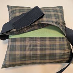 腰痛 姿勢矯正 椅子用クッション 腰あての画像