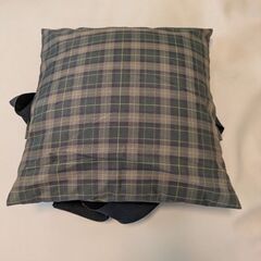 腰痛 姿勢矯正 椅子用クッション 腰あての画像