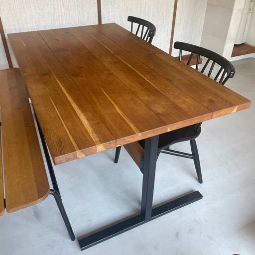 クラッシュゲート　ダイニングテーブル