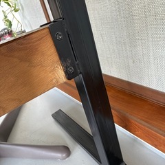 クラッシュゲート　ダイニングテーブルの画像