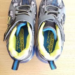 17cm：スケッチャーズ　SKECHERS キッズ　スニーカー　メモリーフォームの画像