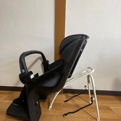 リアチャイルドシートHYDEE
の画像