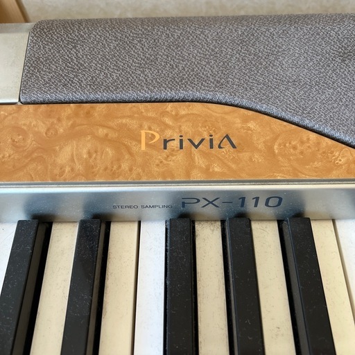CASIO 電子ピアノ キーボード privia PX-110 88鍵 (しーちゃん