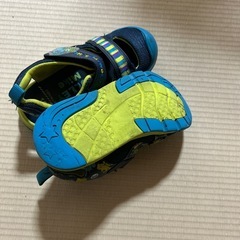 18センチ　サンダルの画像