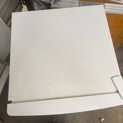 一人暮らし用冷蔵庫の画像