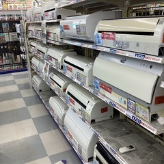 ⭐️春日市⭐️4kwエアコン⭐️HITACHI⭐️日立⭐️2015年製⭐️白くまくん⭐️14畳用⭐️RAS−D40E2⭐️定価134,200円⭐️No2459の画像