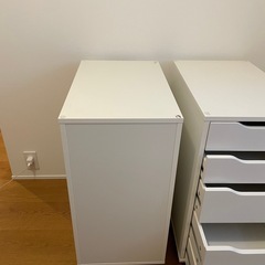 IKEAキャビネットの画像