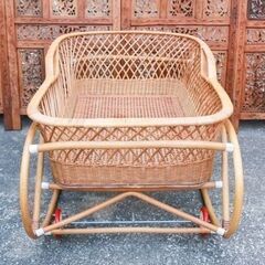 【武蔵小山店】 ゆりかご 車輪付き　藤　ラタン　揺籠　揺かご　クーファン　クーハン　アンティーク　ミニベッド　ベビーベッド の画像
