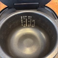 SHARP 炊飯器　３合炊きの画像