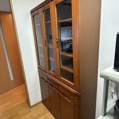 食器棚　きれいです　の画像