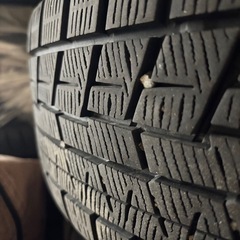 205/60/16トヨタ純正 冬タイヤ バリ山 美品の画像