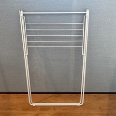 引取先決まりました！IKEAの商品！洗濯物干しの画像