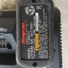スナップオン 充電器&バッテリー売ります‼️の画像