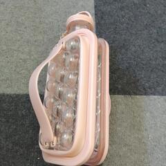 氷が作れる入れ物の画像