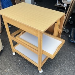 キッチンワゴンの画像