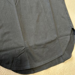 UNIQLO＊クルーネックTシャツグレーの画像
