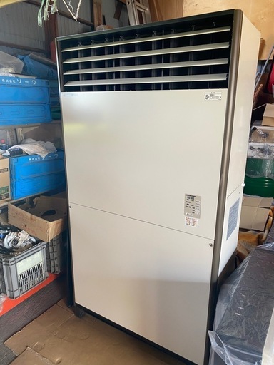 ○業務用 サンポット　FF-185CTS FF式　温風 石油ストーブ　木造～45畳/コンクリート～72畳 2014年製　SUNPOT お引取り限定 美品 13年製 サンポット FF式温風石油ストーブ FF-185CTS