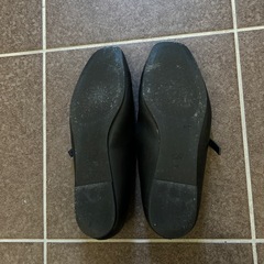 【お取引中】H&M ストラップパンプスの画像