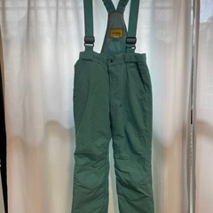 女児150cm スキーウェアの画像