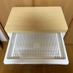 引出し付きキッチンワゴンの画像