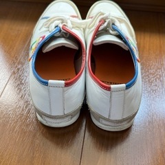 カステルバジャックスニーカーの画像