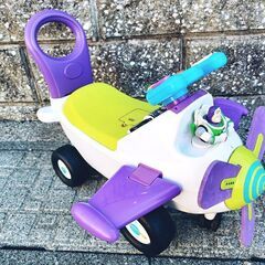 トイストーリー★飛行機型★乗用玩具★¥7500の商品を格安で★の画像