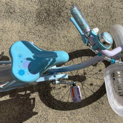 アナと雪の女王　子供用自転車　エルサ　キッズバイク　16インチ　室内保管の画像