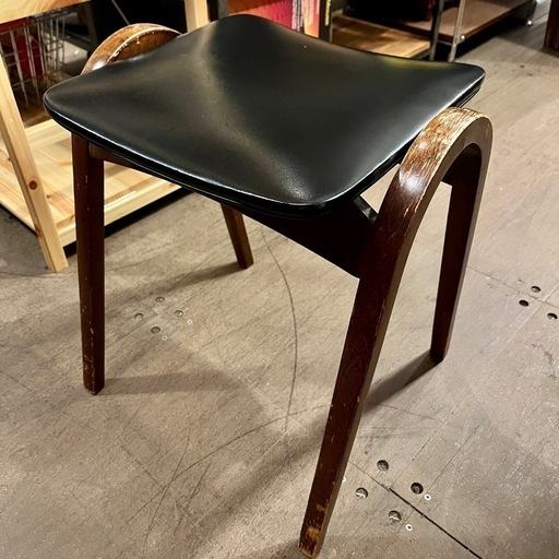 《売約済》【武蔵小山店】秋田木工 剣持勇 スタッキングスツール スタッキング　スツール　チェア　イス　椅子　曲木　曲げ木　レトロ　ビンテージ　アンティーク　クラシック　ブナ材