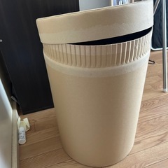 段ボール製の筒