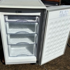 ●ハイアール　100L 冷凍庫●引出しタイプの画像