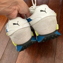 PUMA28.0㌢ スニーカーの画像