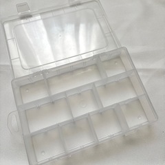 プラスチック小物ケースの画像
