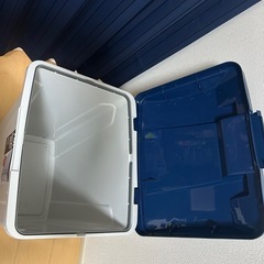 ゴミ箱70リットルの画像